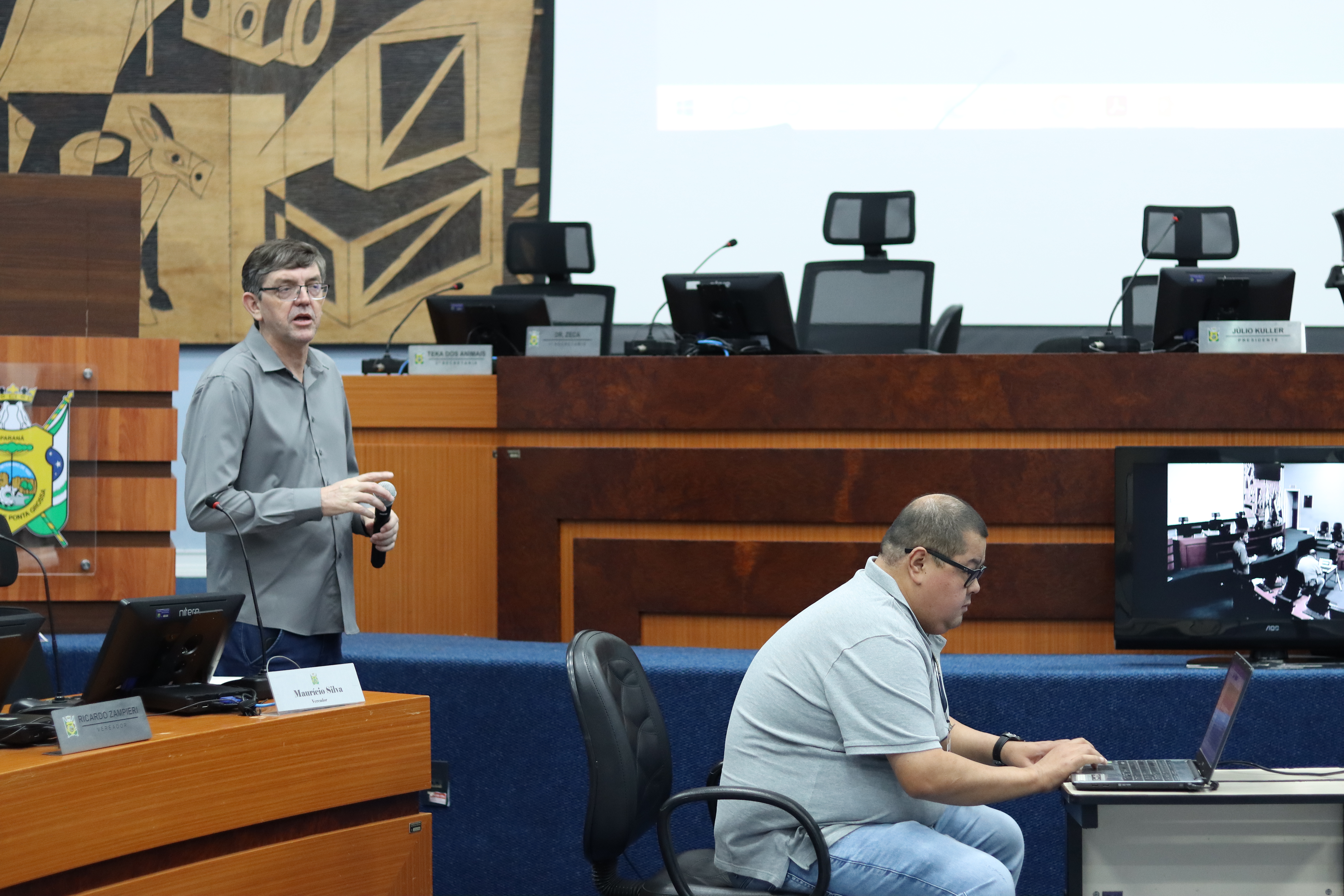 Audiências públicas na CMPG debatem metas fiscais do Executivo e orçamento municipal para 2026 