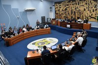 Câmara aprova doação de veículos para a APAE