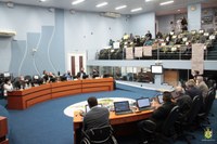 Câmara aprova homenagem a Governador do Paraná