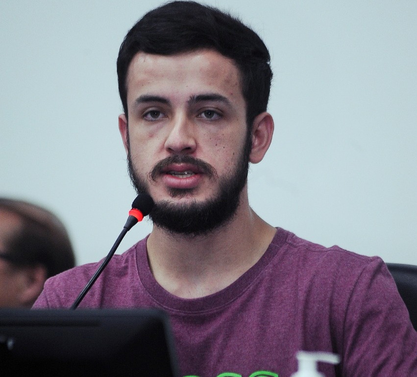 Câmara aprova lei que garante transporte coletivo de graça em dia de eleições