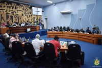 Câmara aprova nova regra para fiscalização de contratos na administração municipal