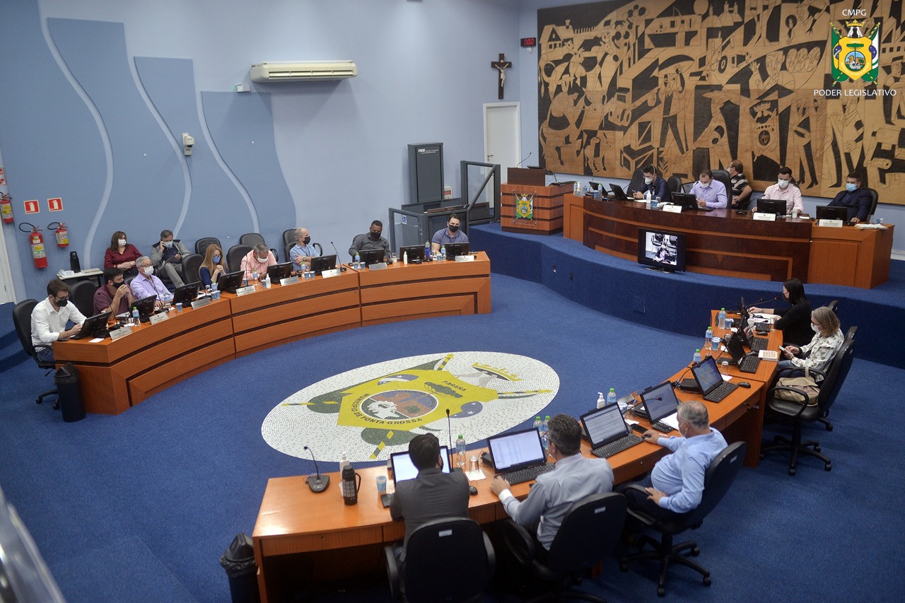 Câmara aprova projeto que penaliza recusa de vacina