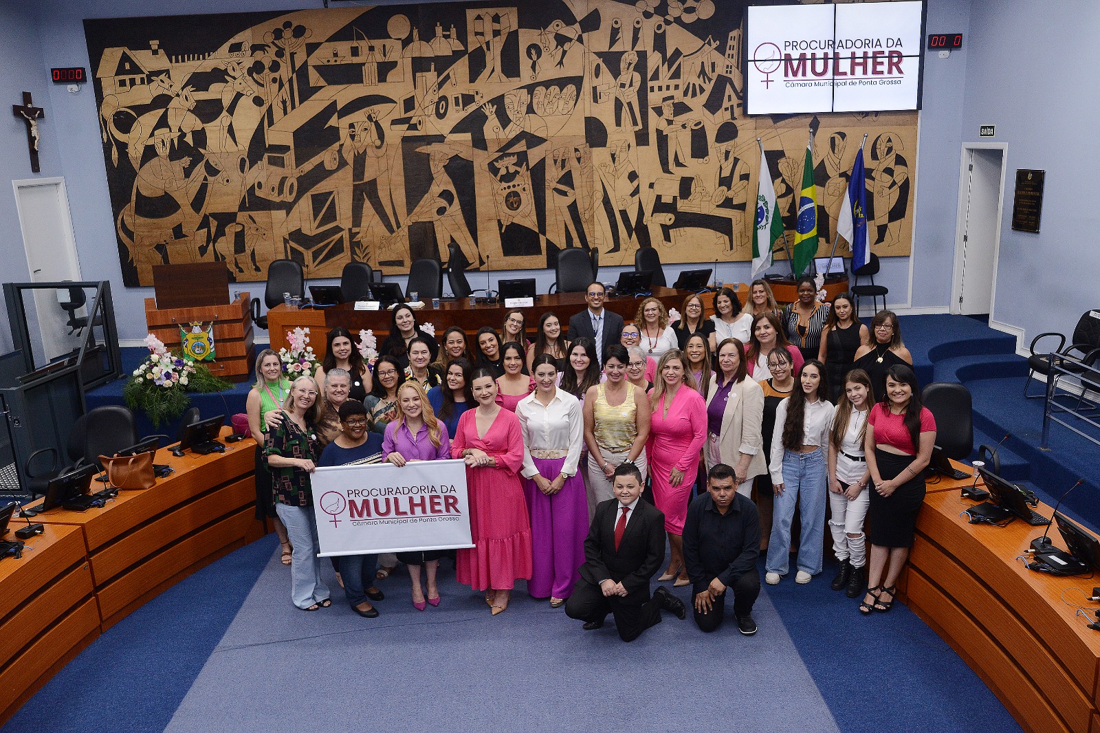 Câmara de PG empossa integrantes da Procuradoria da Mulher