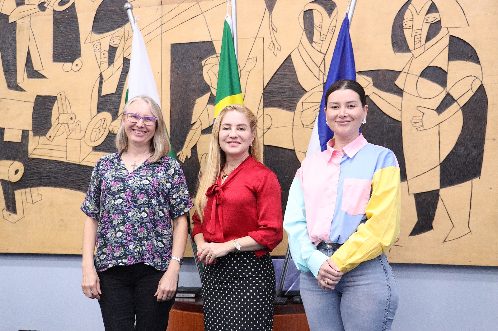 Câmara de Vereadores promove ações em prol das mulheres