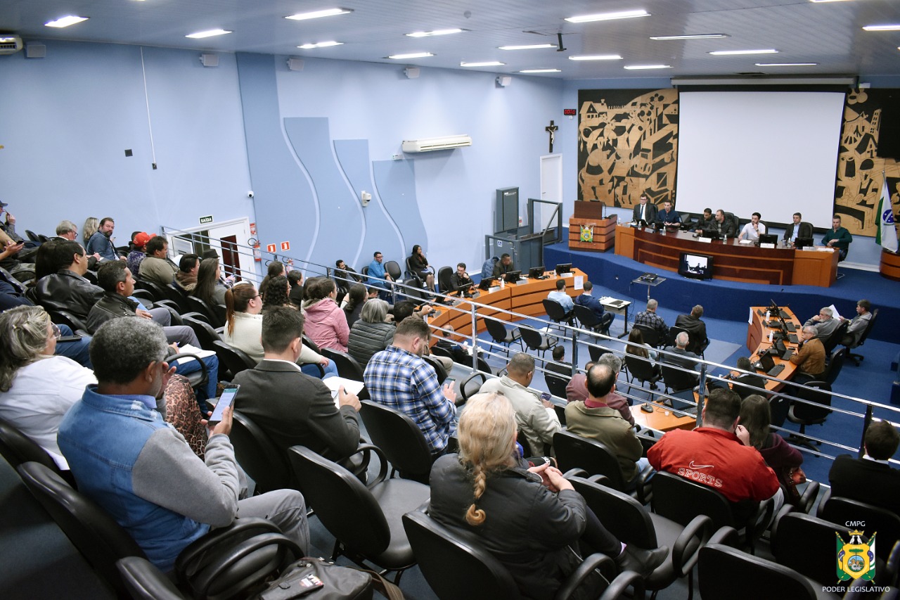 Câmara discute com a população mudanças no transporte coletivo