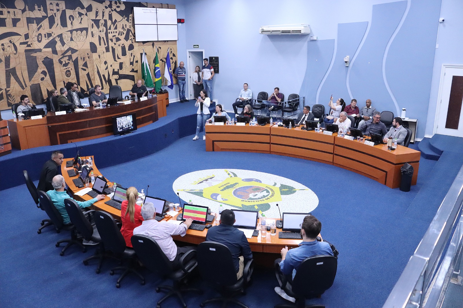 Câmara mantém direito a atendimento especializado a alunos da Rede Municipal