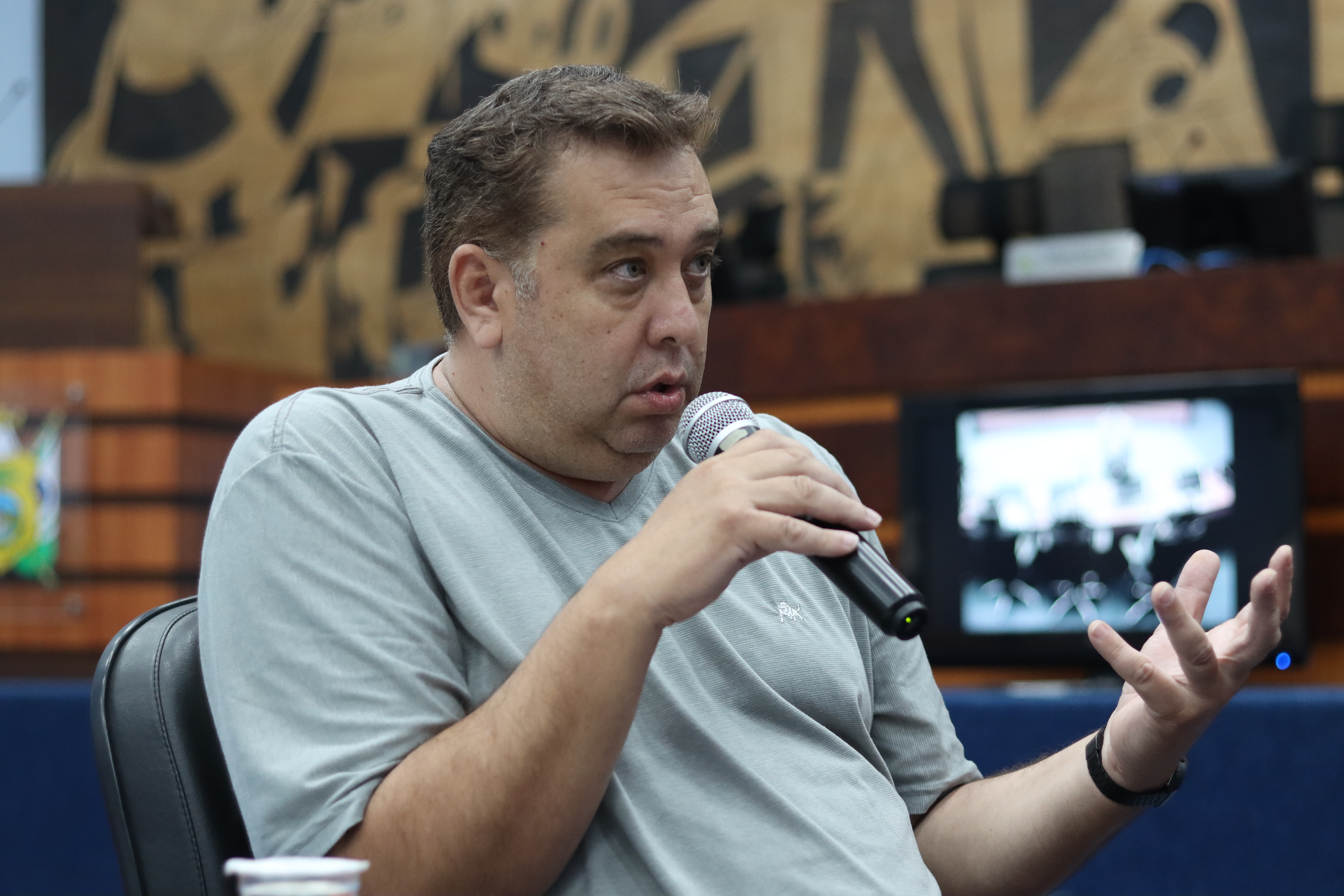 CEI da Castração ouve diretor de Vigilância em Saúde da FMS