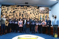 Ciclistas poderão utilizar veículos de apoio como escolta