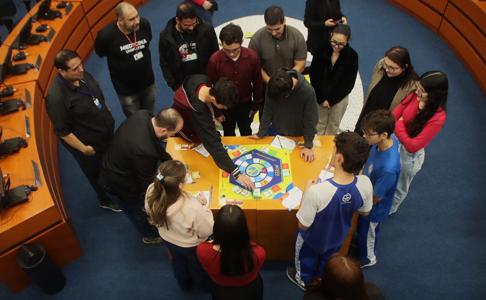 CMPG recebe aplicação do “Jogo das Eleições” para adolescentes em idade eleitoral