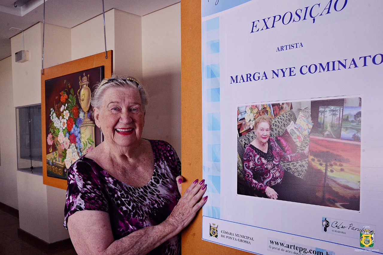 Espaço Cultural da câmara expõe obras de artista local