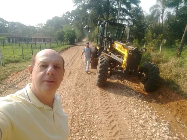 Guaragi: Estradas rurais recebem manutenção