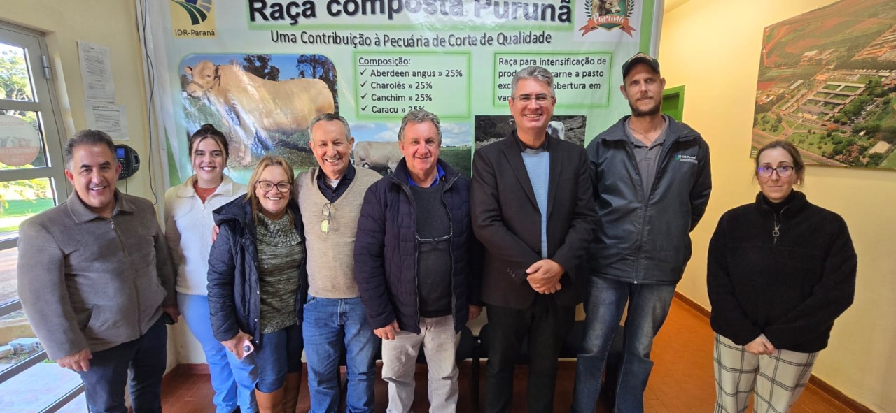 Julio Küller visita Fazenda Modelo de Ponta Grossa e propõe aproximação com a Câmara Municipal