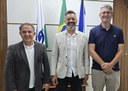 Julio Küller visita vice-prefeito Moisés Faria para fortalecer parceria entre Legislativo e Executivo Julio Küller visita vice-prefeito Moisés Faria para fortalecer parceria entre Legislativo e Executivo