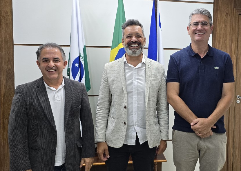 Julio Küller visita vice-prefeito Moisés Faria para fortalecer parceria entre Legislativo e Executivo