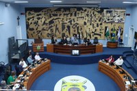 Legislativo aprova PL que dispensa renovação anual do benefício de isenção de tributos 