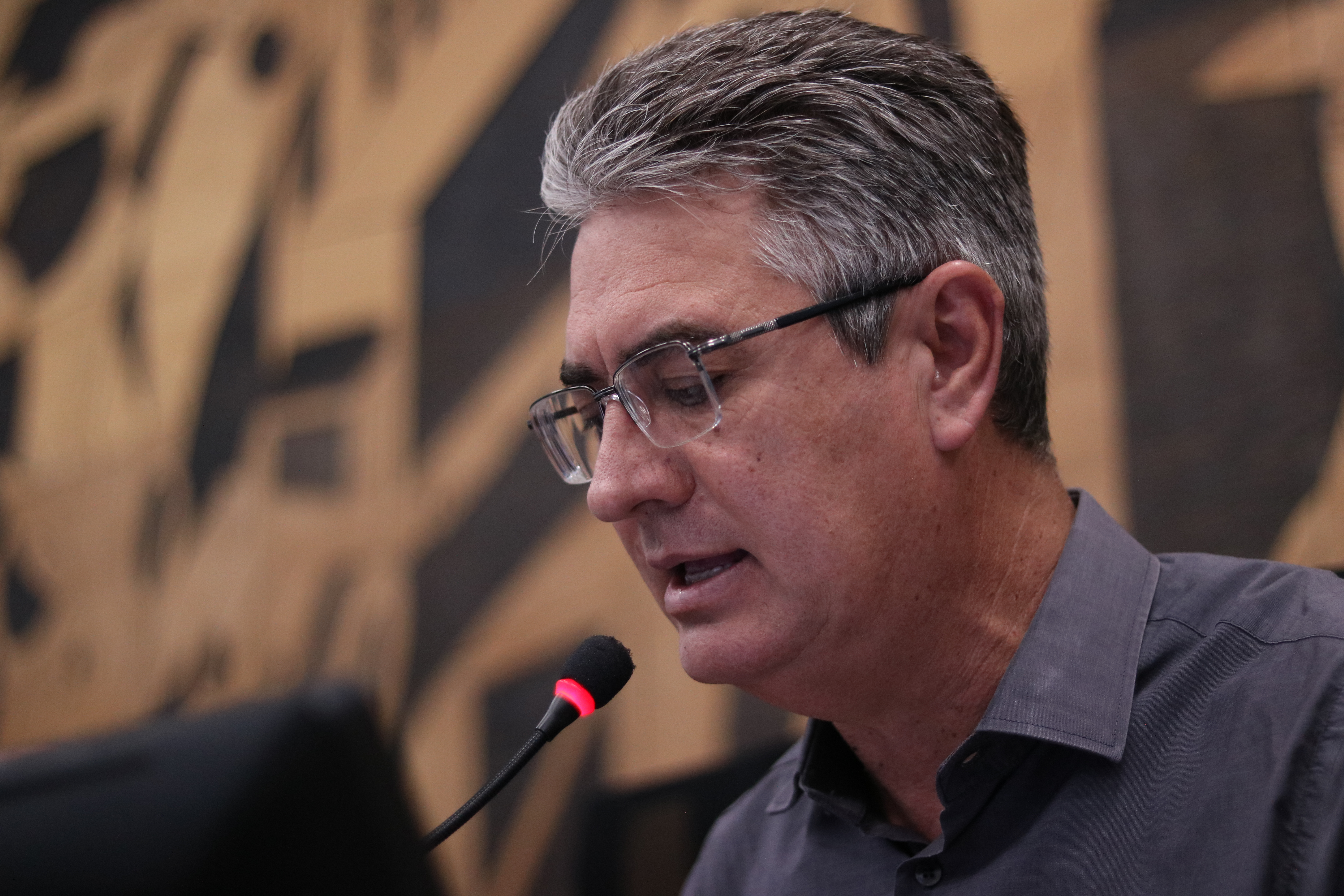 Legislativo aprova projeto que restringe músicas impróprias em escolas públicas