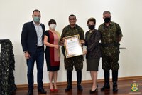 Legislativo homenageia Coronel Larry