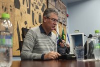 Lei proíbe uso de “bebê reborn” para obter atendimento preferencial indevido em Ponta Grossa