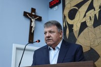 Médico do Complexo ISPON debate importância da prevenção do câncer de próstata na Tribuna Livre  