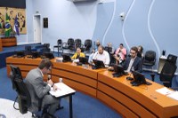 Membros da CPI da Sanepar ouvem Procurador-Geral do município