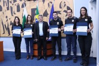 Pastor Ezequiel faz homenagem a policiais civis