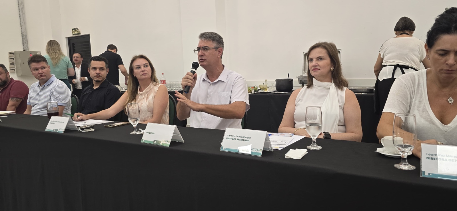 Presidente da Câmara visita Acipg e destaca diálogo com empresários