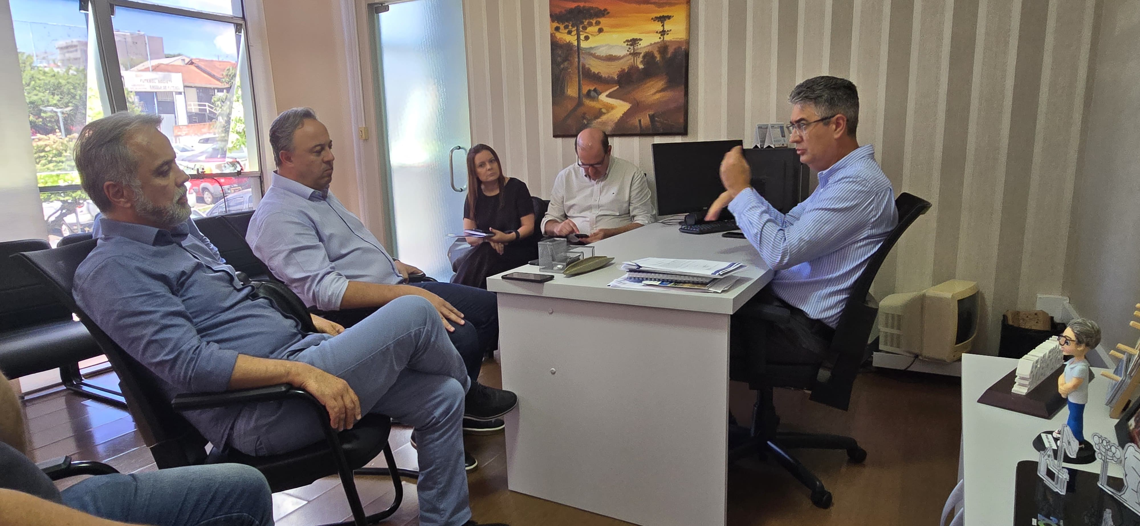 Representantes da Sanepar prestam contas na Câmara de PG