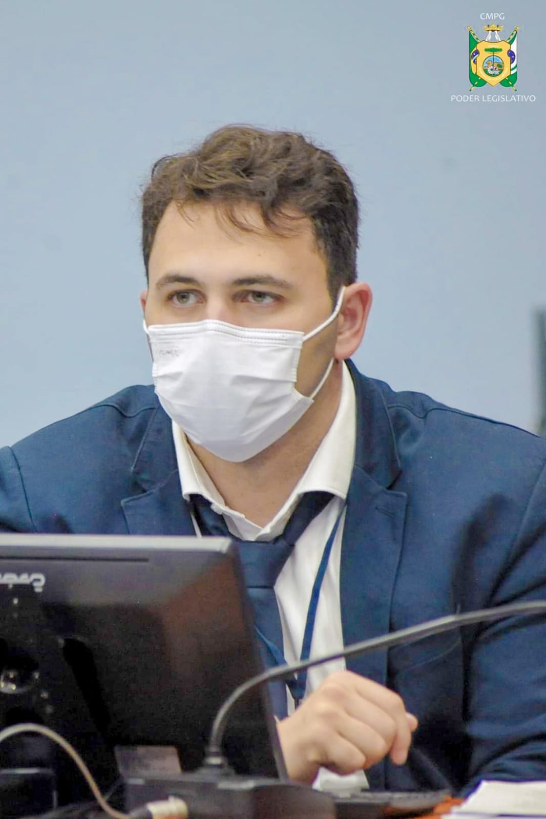 Vereador propõe anistia para micro e pequenas empresas, vans escolares e taxis