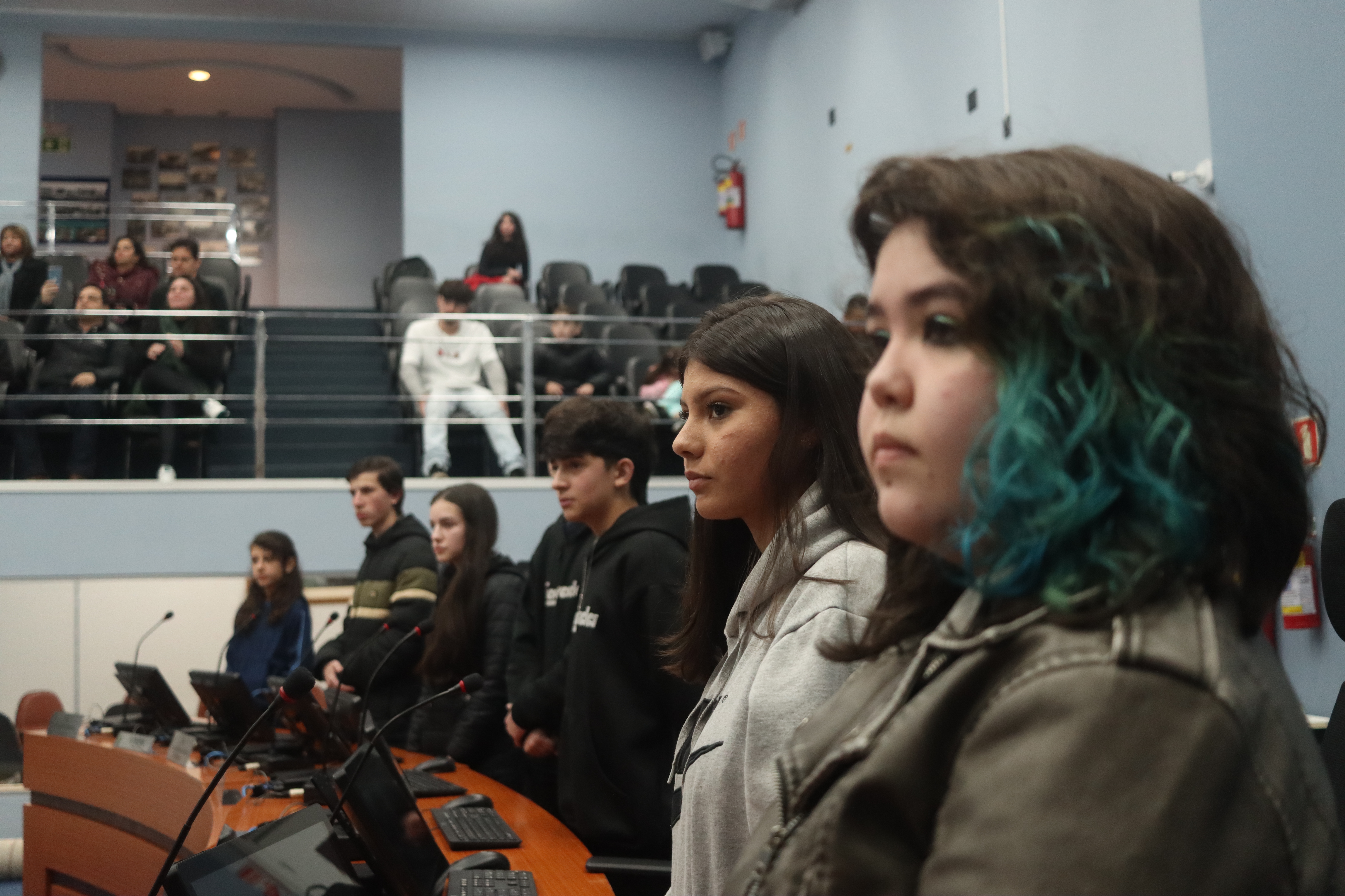 Vereadores do Projeto Câmara Jovem tomam posse nesta quinta-feira  