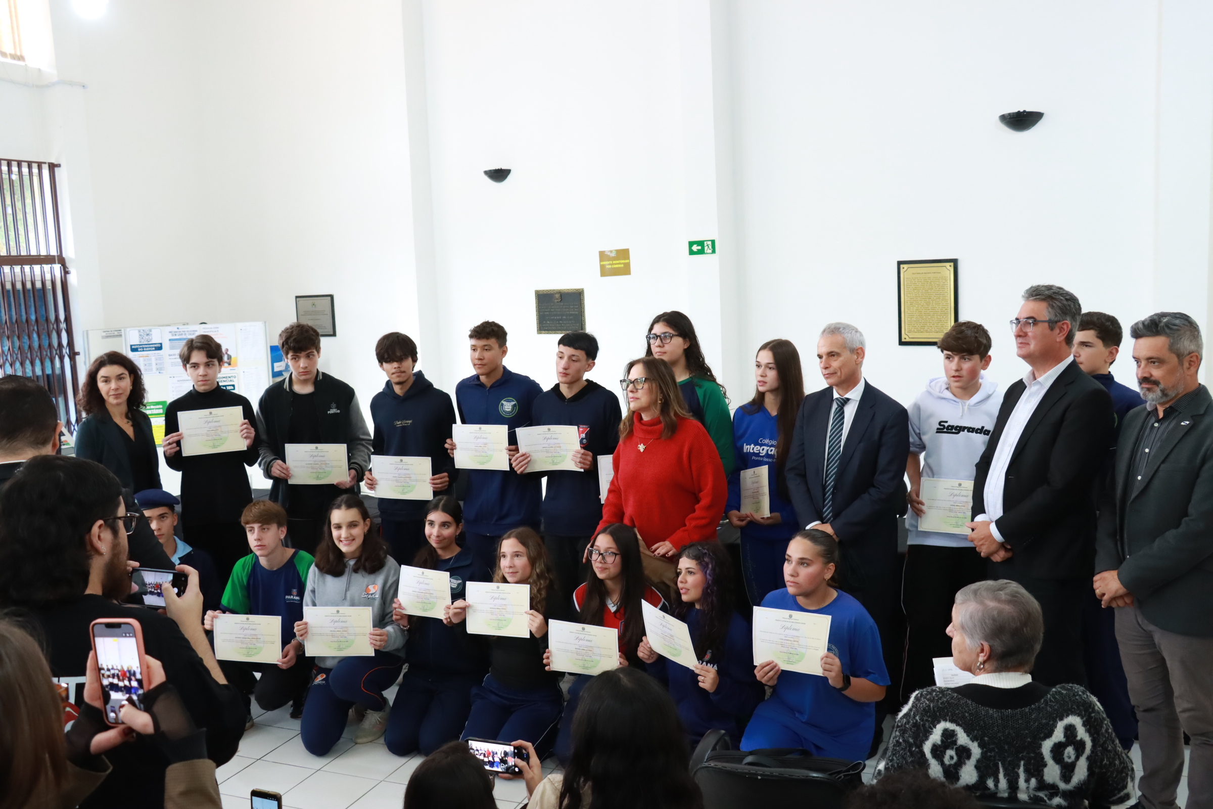 Vereadores eleitos para o Câmara Jovem são diplomados para o mandato em cerimônia no Fórum Eleitoral